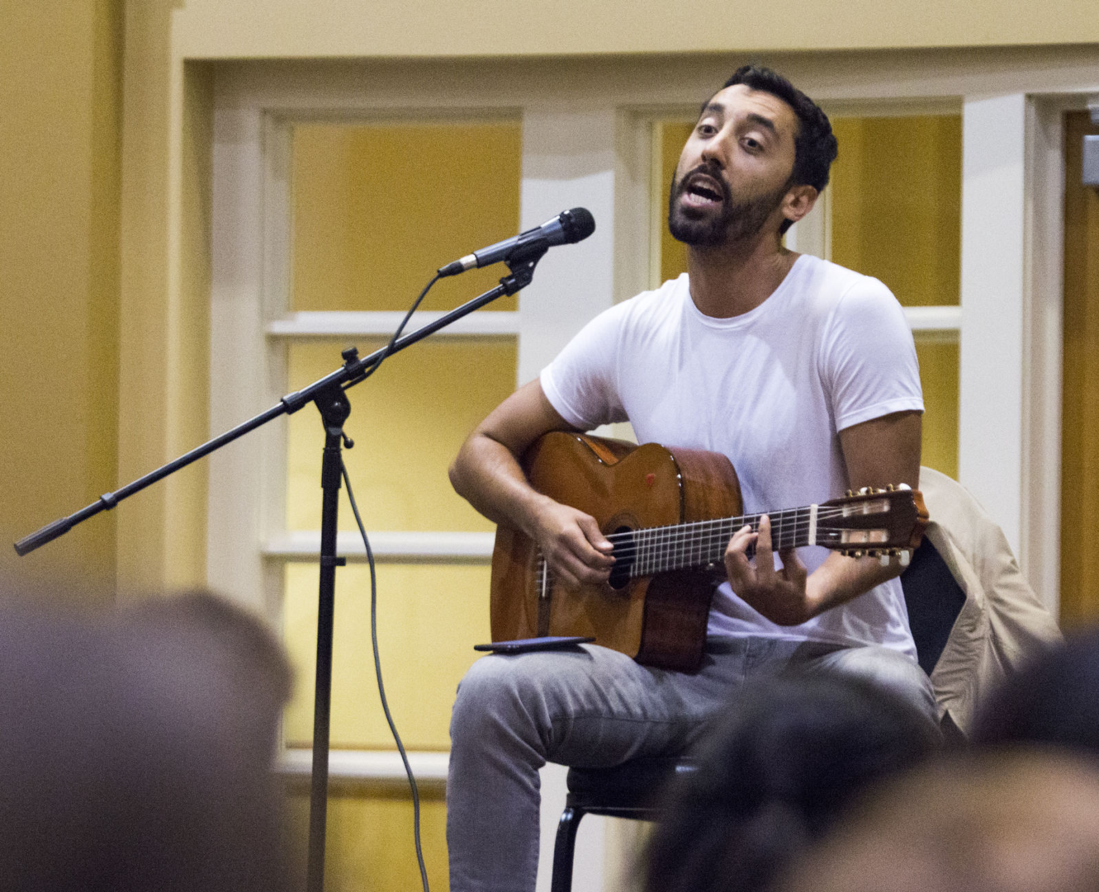 California comedian shows his talent at ESU
